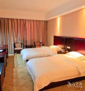 Yangshuo Hua Xiang Man Ting West Street Hotel Buitenkant foto