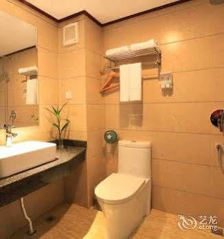 Yangshuo Hua Xiang Man Ting West Street Hotel Buitenkant foto