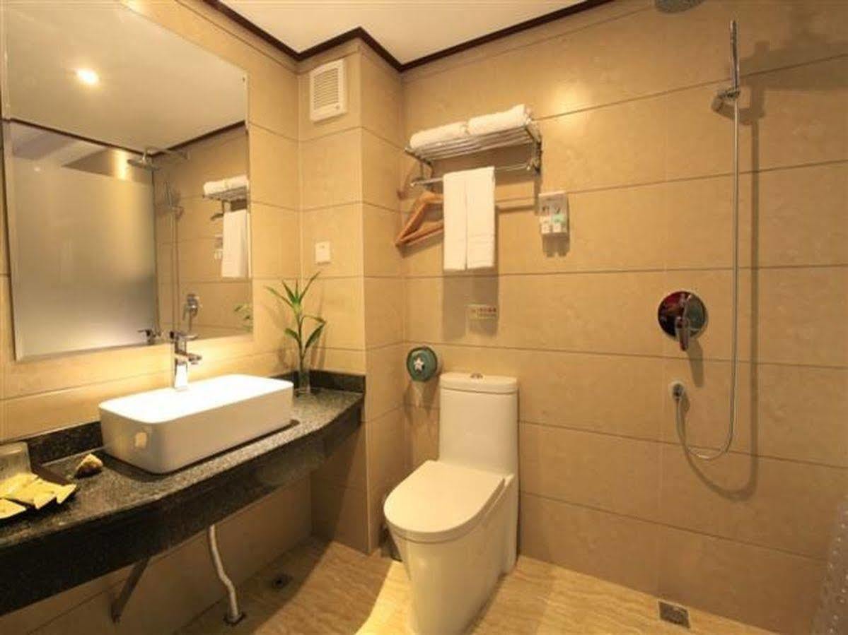 Yangshuo Hua Xiang Man Ting West Street Hotel Buitenkant foto