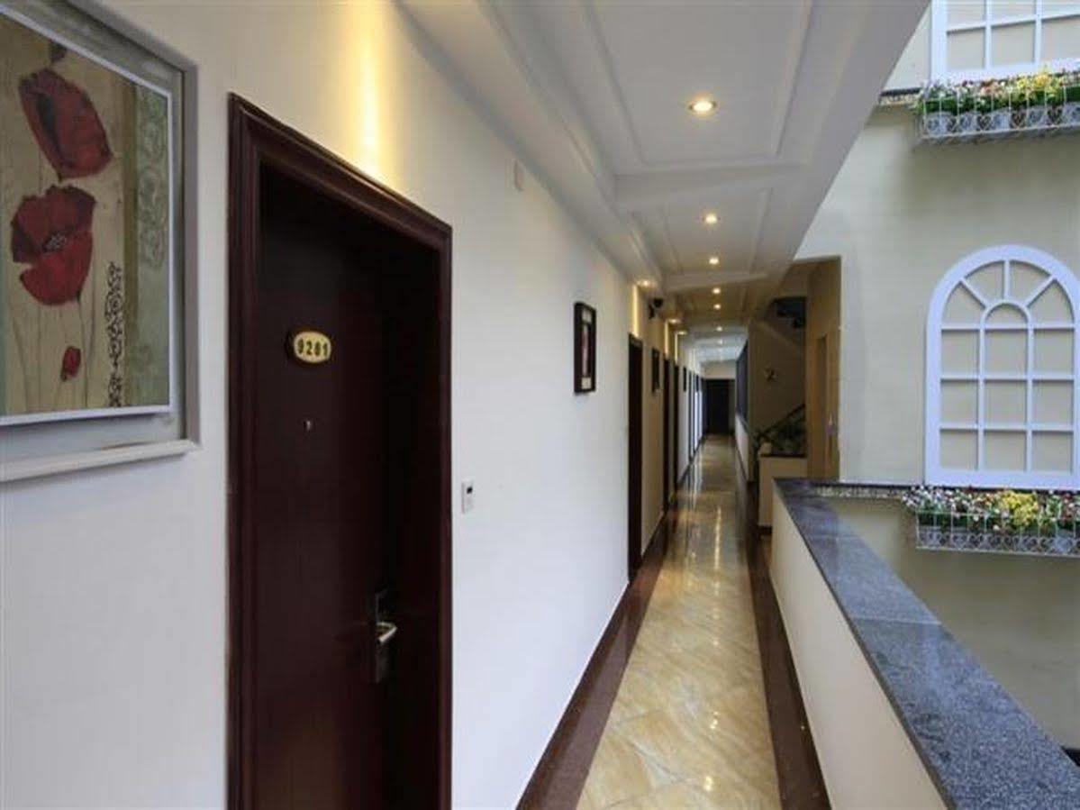Yangshuo Hua Xiang Man Ting West Street Hotel Buitenkant foto